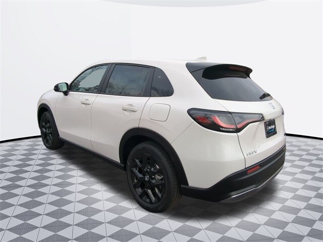2025 Honda HR-V Sport photo 3