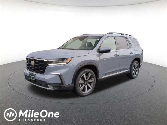 2025 Honda Pilot Touring's photo
