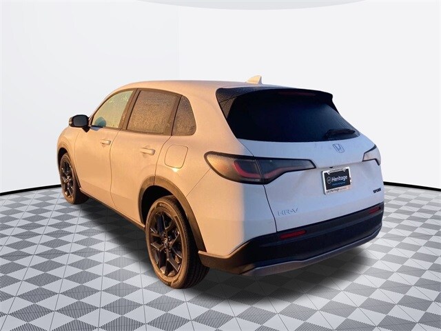 2025 Honda HR-V Sport photo 3