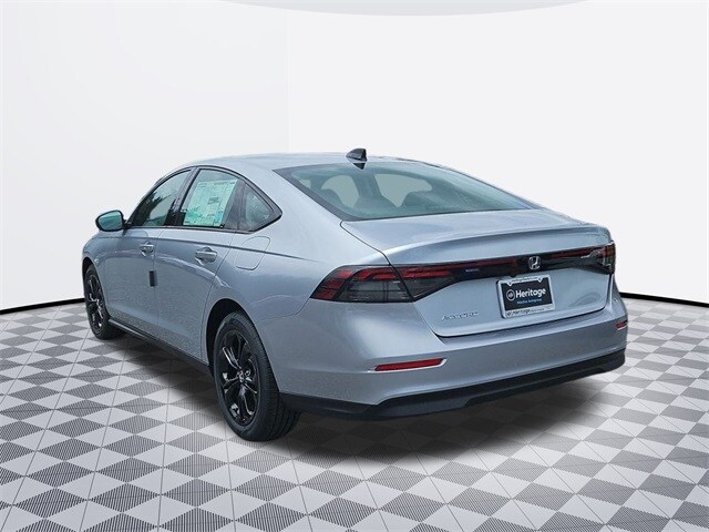 2025 Honda Accord SE photo 3