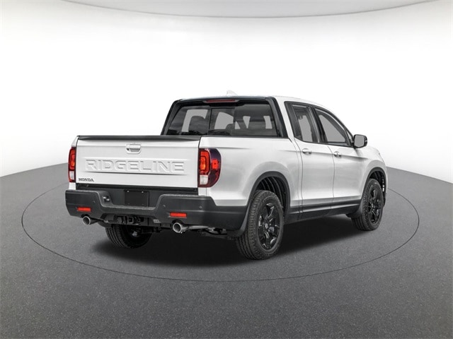 2026 Honda Ridgeline Black Edition photo 2