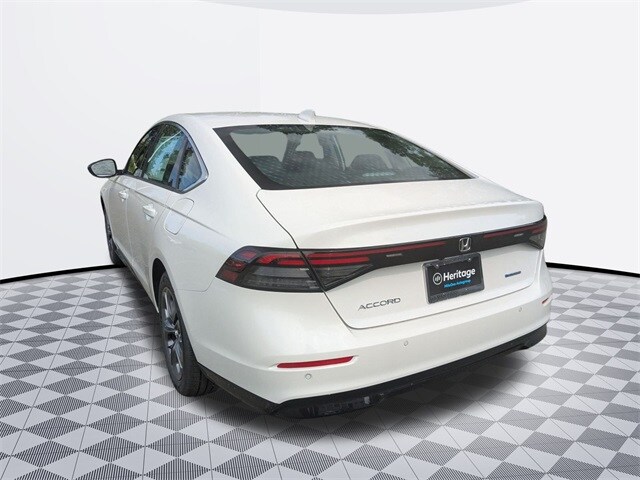 2025 Honda Accord Hybrid EX-L photo 3