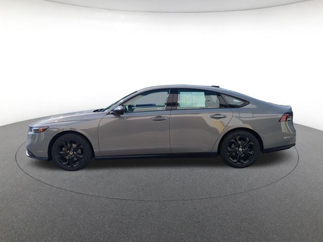 2025 Honda Accord SE - Photo 8