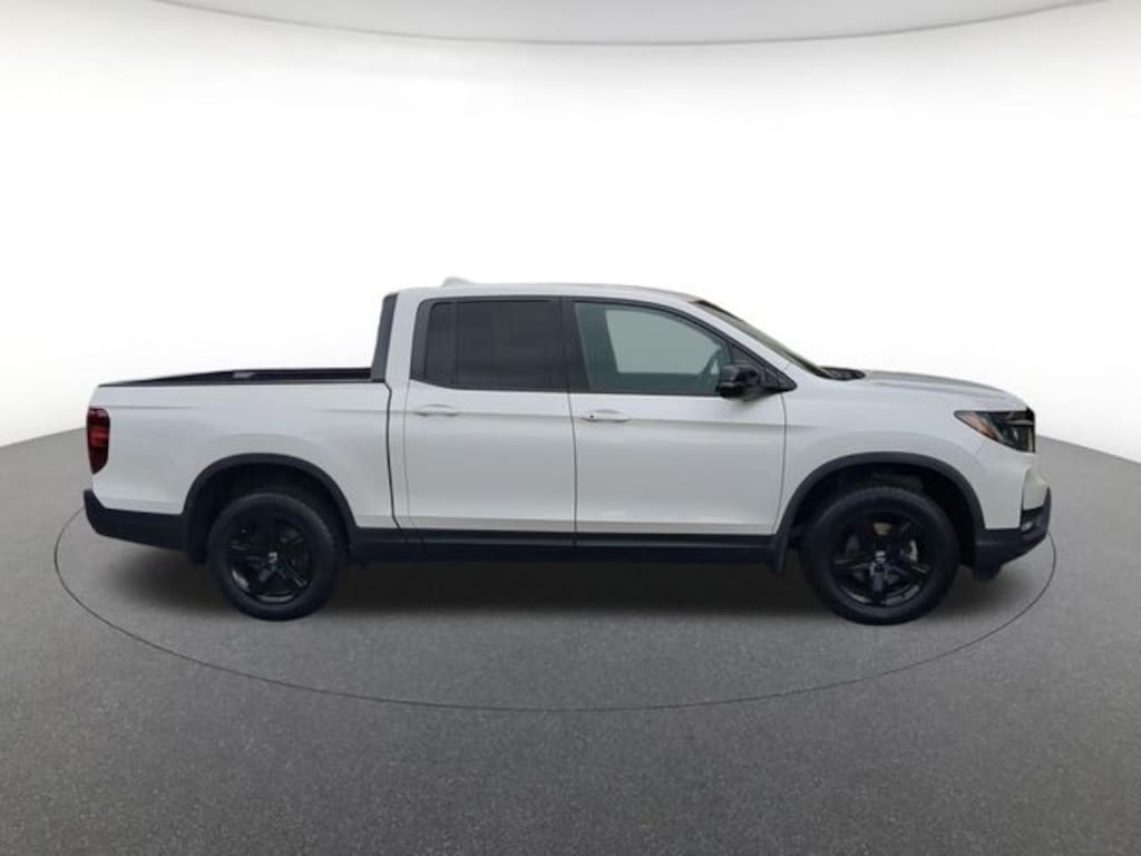 Certified 2022 Honda Ridgeline Black Edition Truck