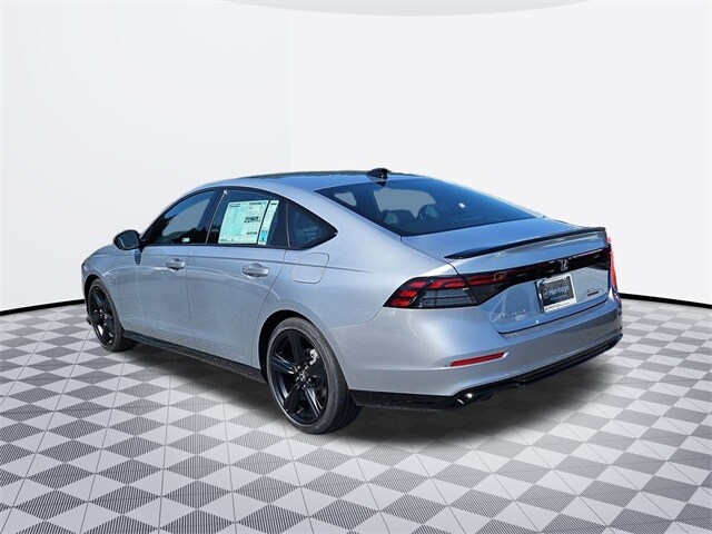 2025 Honda Accord Hybrid Sport-L photo 3