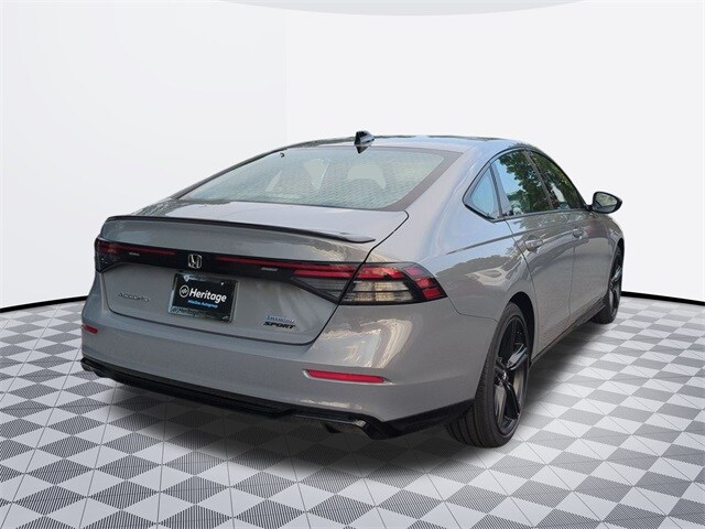2025 Honda Accord Hybrid Sport-L photo 4