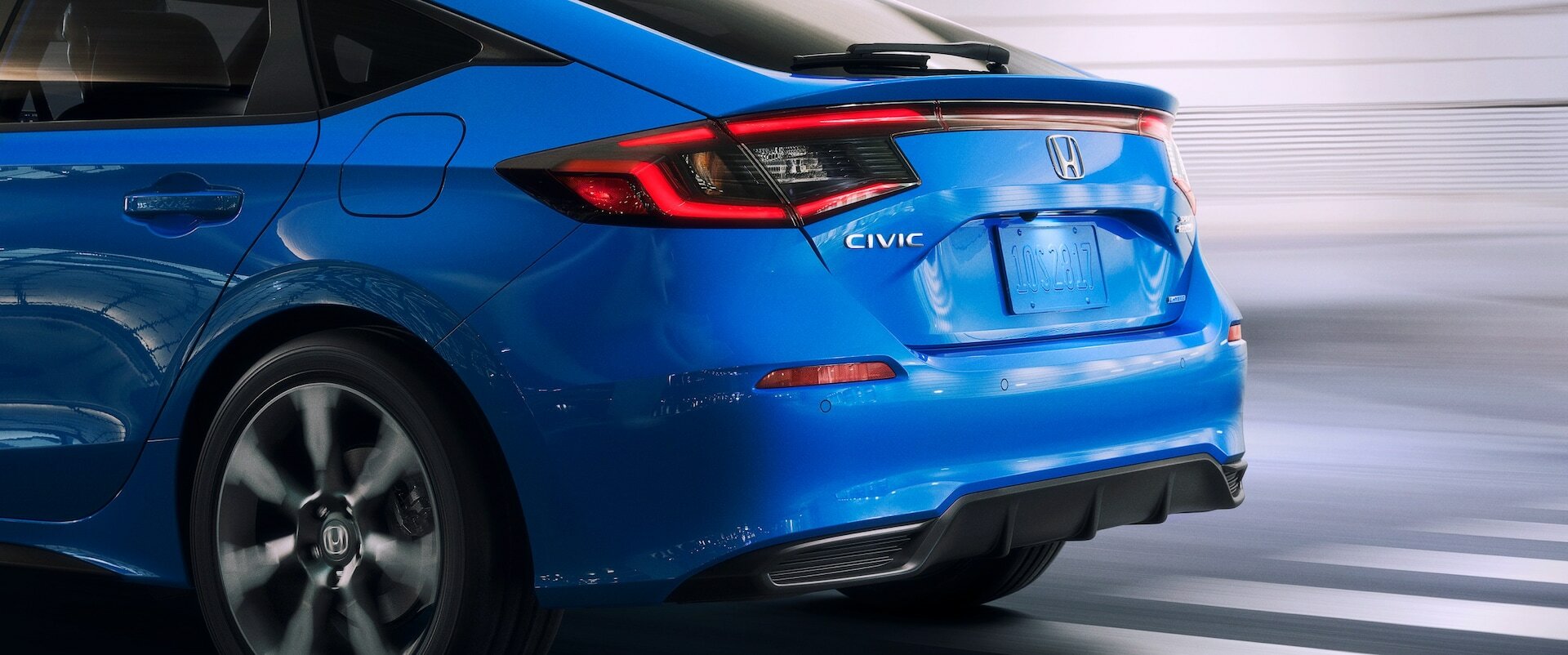 2025-honda-Civic-Hatchback-driving.jpg