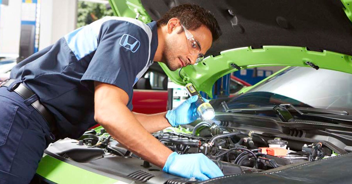 Honda_Service_UnderTheHood_1_1200x628.jpg