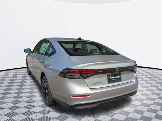 2025 Honda Accord SE photo 3