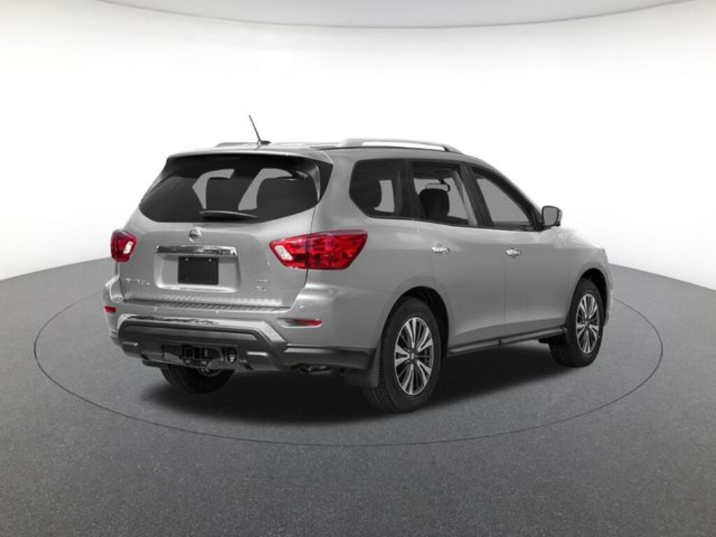 Used 2018 Nissan Pathfinder SV SUV
