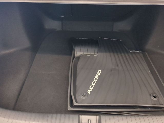 2025 Honda Accord SE - Photo 21
