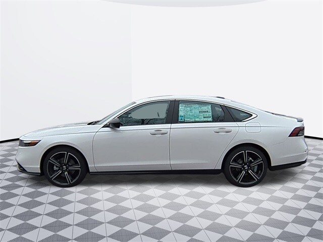 2025 Honda Accord Hybrid Sport photo 2