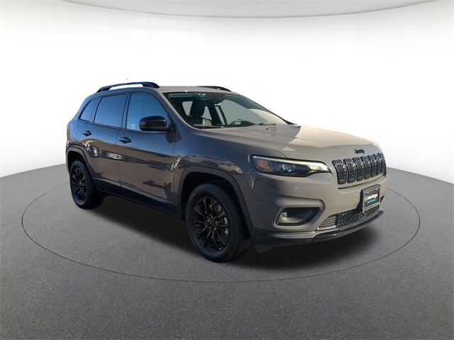 2023 Jeep Cherokee Altitude photo 2