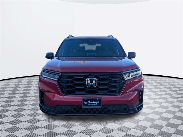 2023 Honda Pilot Sport photo 2