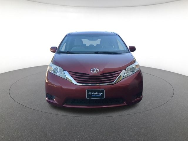 Used 2017 Toyota Sienna LE with VIN 5TDKZ3DCXHS768520 for sale in Fallston, MD