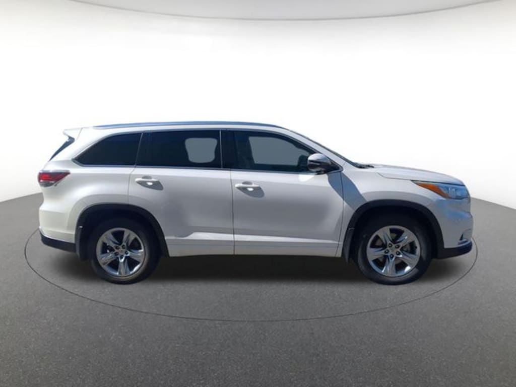 Used 2015 Toyota Highlander Limited SUV