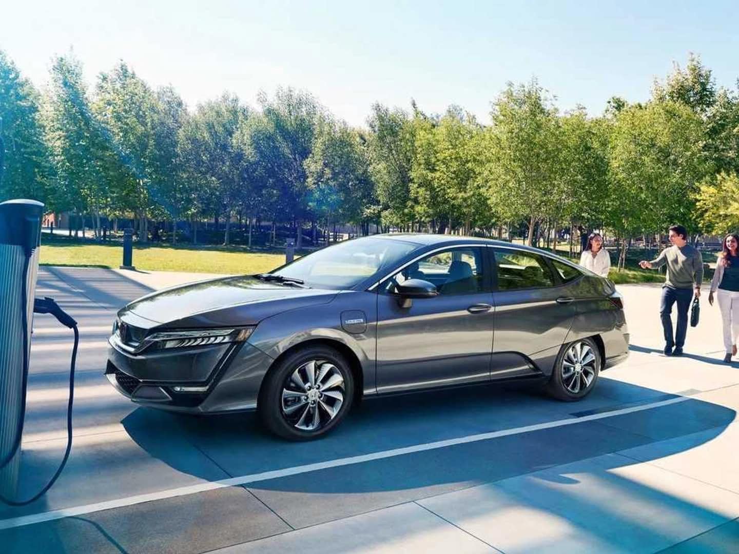 2018-honda-clarity-electric.jpg