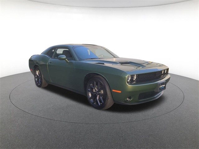2023 Dodge Challenger SXT photo 3