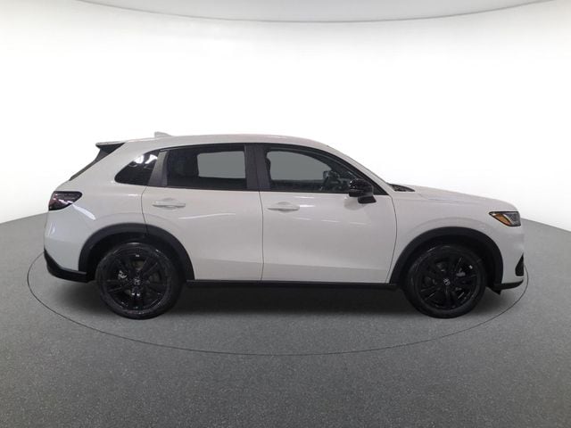 2026 Honda HR-V Sport - Photo 3