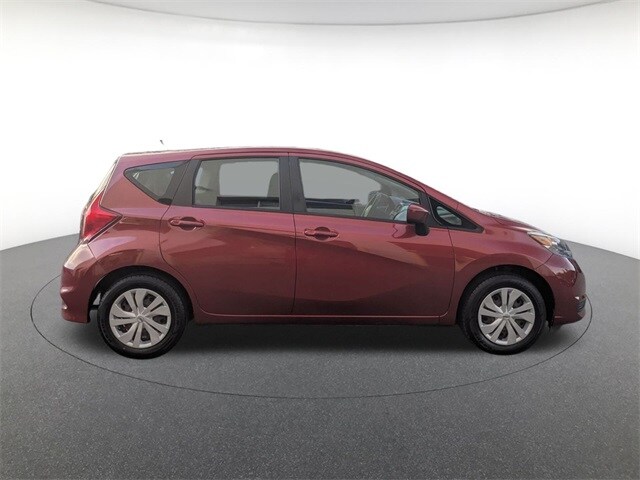 2019 Nissan Versa Note SV photo 4