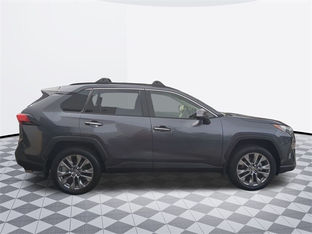 2024 Toyota RAV4 Limited photo 4