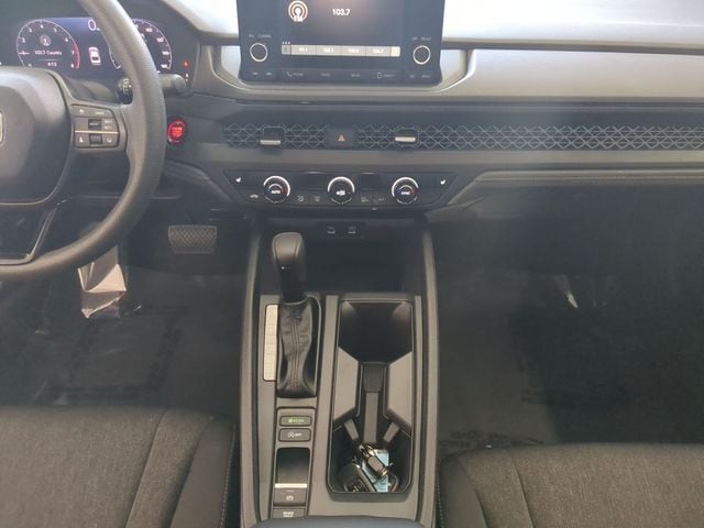 2025 Honda Accord SE - Photo 12