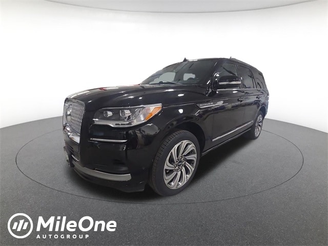 2023 Lincoln Navigator Reserve's photo