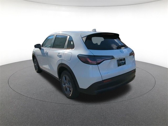 2026 Honda HR-V LX photo 3