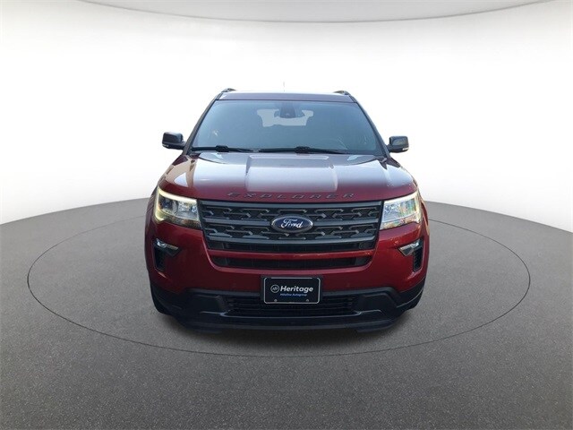 2019 Ford Explorer XLT photo 2