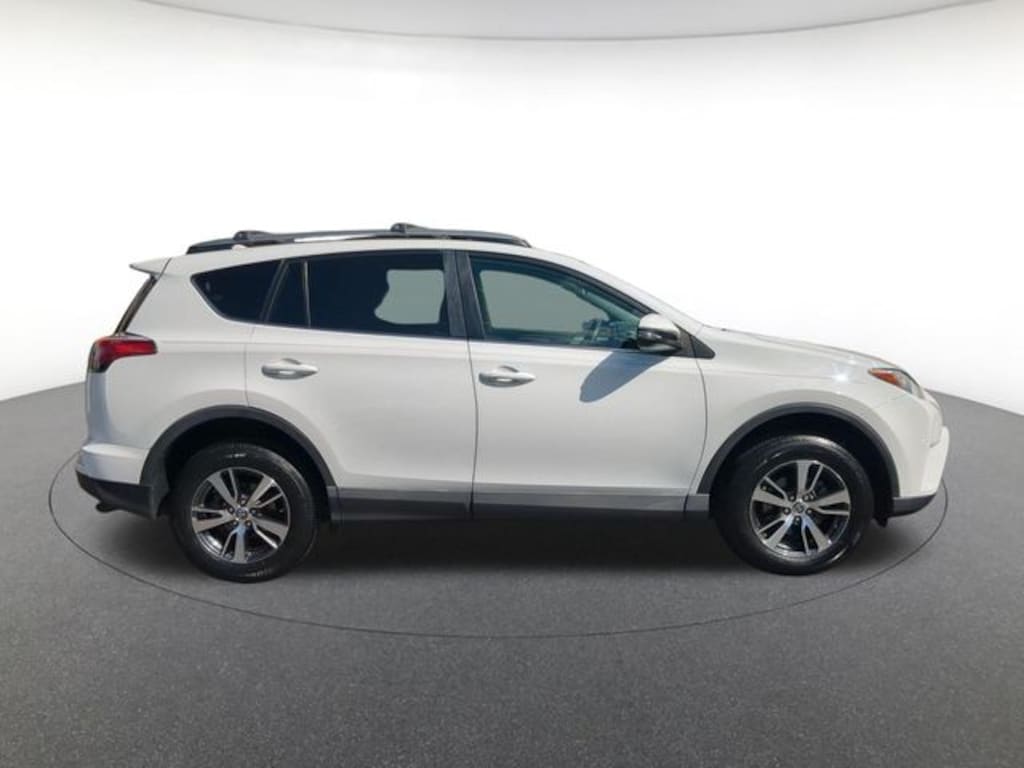 Used 2018 Toyota RAV4 XLE SUV