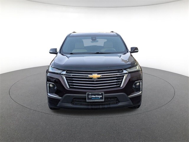 2023 Chevrolet Traverse Premier photo 2