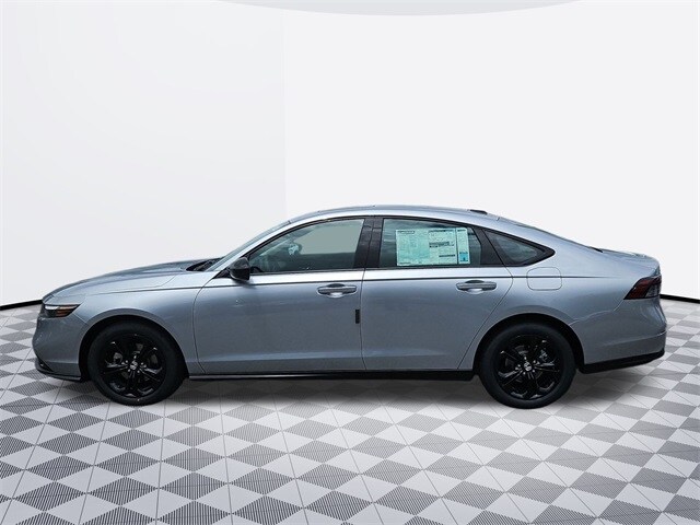 2025 Honda Accord SE photo 2