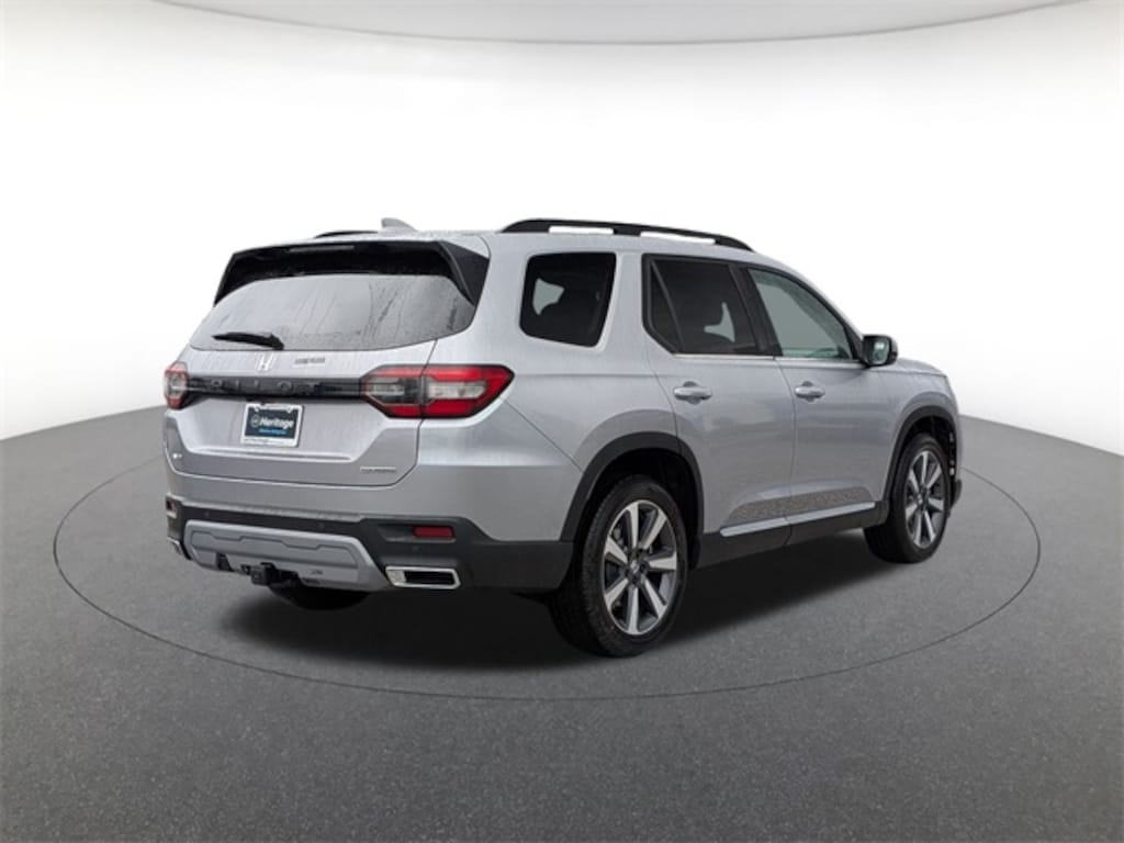 New 2025 Honda Pilot Touring SUV