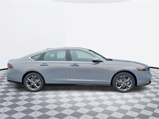 2025 Honda Accord Hybrid EX-L photo 2