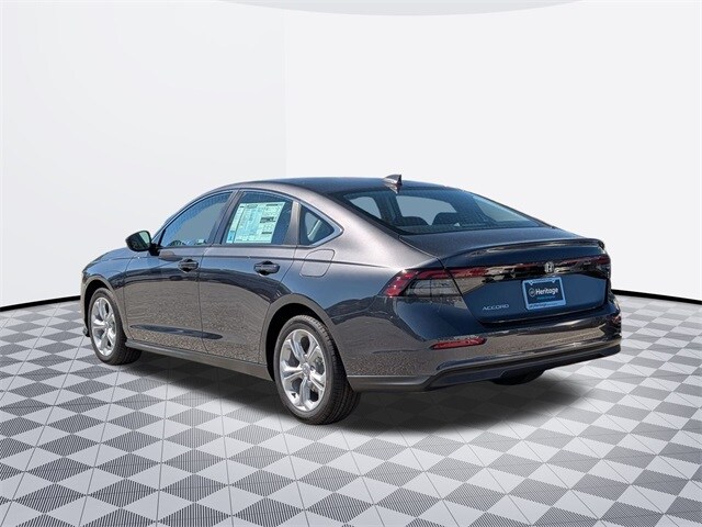 2025 Honda Accord LX photo 3