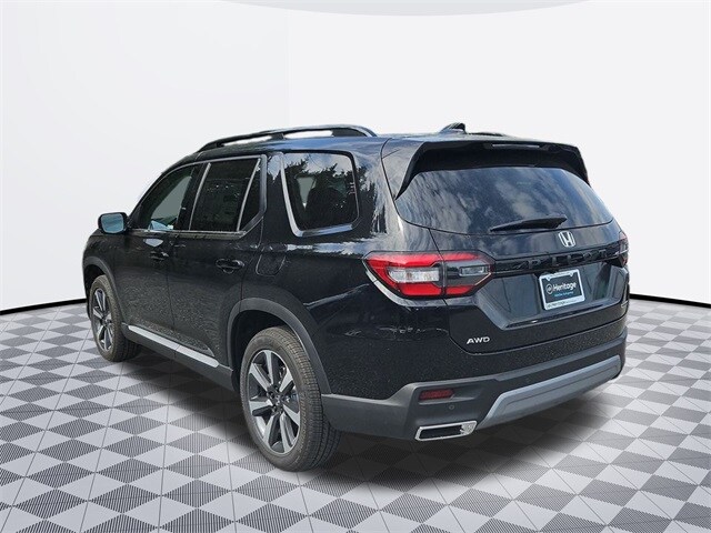2025 Honda Pilot Touring photo 2