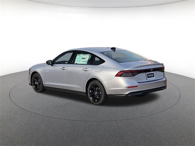 2025 Honda Accord SE photo 3