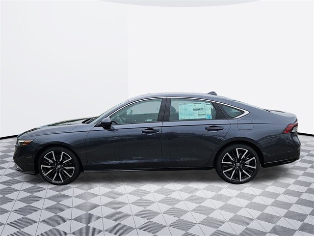 2025 Honda Accord Hybrid Touring photo 2