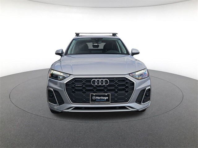 2023 Audi Q5 45 S line Premium photo 2