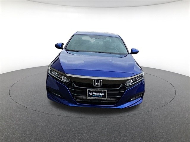 2019 Honda Accord Sport photo 2