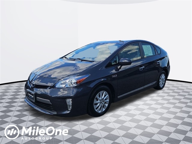 2014 Toyota Prius Plug-in Base
