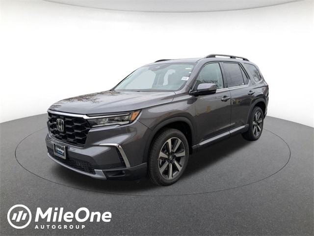 2025 Honda Pilot Touring's photo
