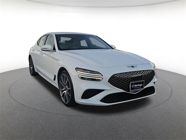 2024 Genesis G70 2.5T photo 3