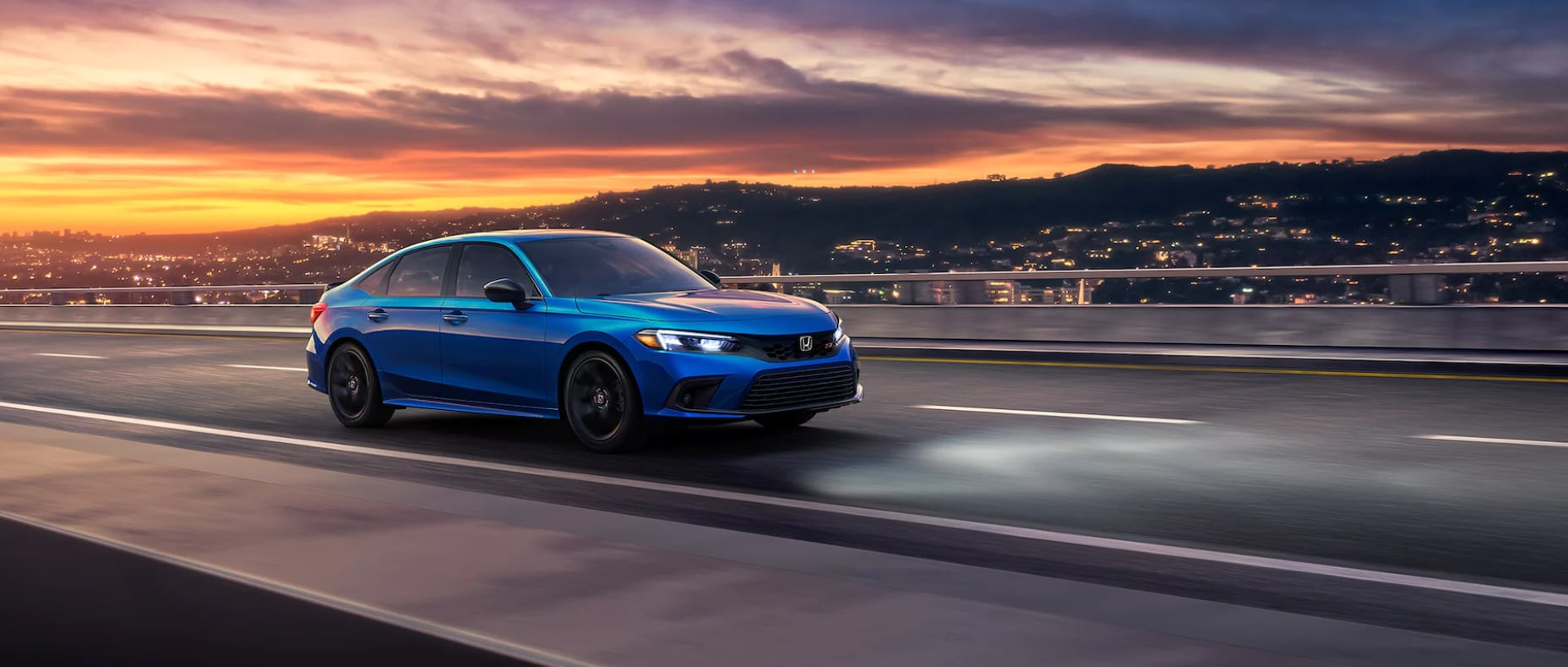 2023-Honda-Civic-Si-Highway-Sunset.png