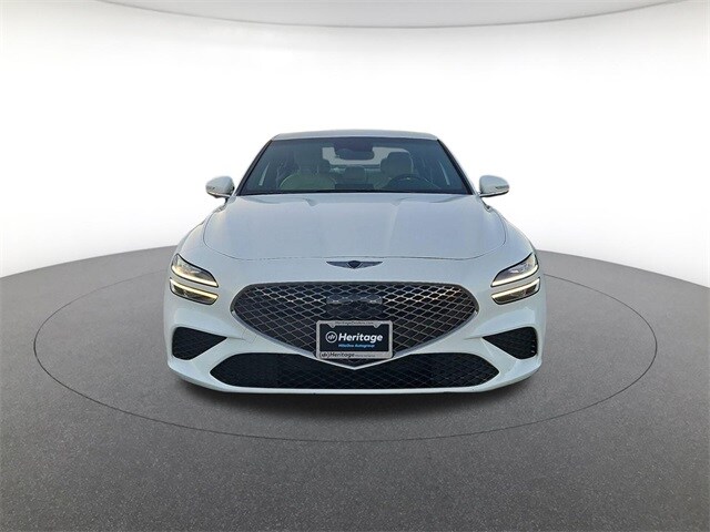 2024 Genesis G70 2.5T photo 2