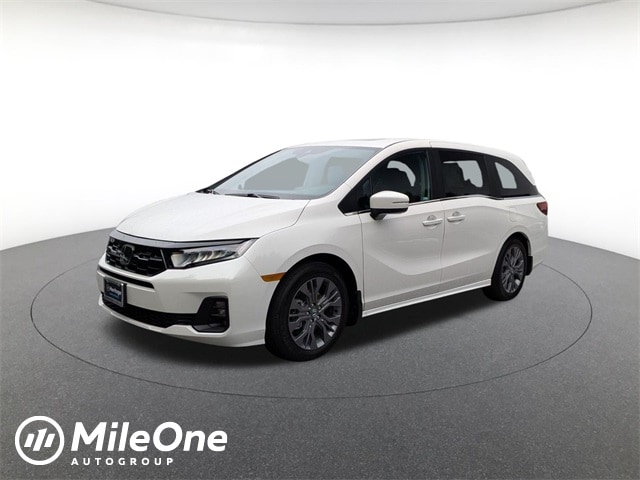 2026 Honda Odyssey Touring's photo