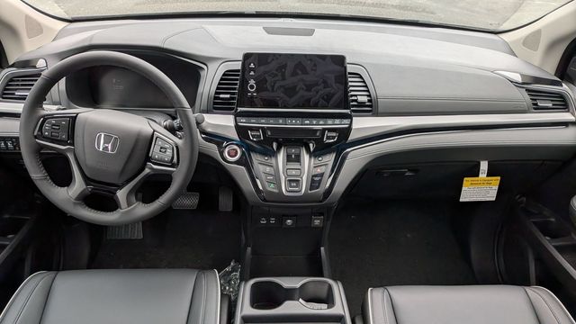 2026 Honda Odyssey Touring - Photo 7