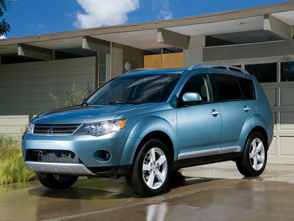Used 2009 Mitsubishi Outlander SE SUV