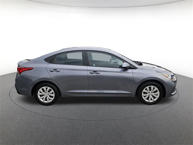 2019 Hyundai Accent SE photo 4