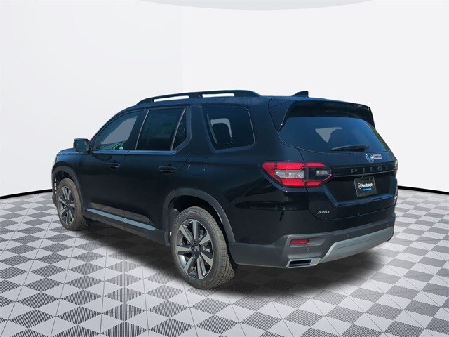 2025 Honda Pilot Elite photo 3